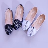 ราคา ส่งต่อรองเท้าลายหินอ่อน สีดำ (1581720257)