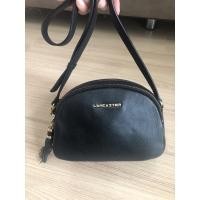 ราคา กระเป๋า Lancaster มือสอง ของแท้% หนังแท้ หนังนิ่ม สภาพดีมาก สีดำสวย (21818460719)