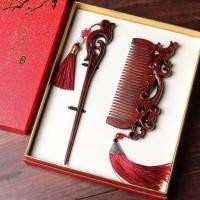 ราคา ไม้จันทน์สีแดง Danfeng Hairpin หวีโบราณ Hairpin หวีโบราณหวีไม้หวีแกะสลักของขวัญปีใหม่ Rosewood Danfeng Hairpin หวีโบราณครัวเรือนไม้จันทน์ yqlh.my20260825 (52966626151)