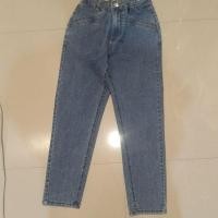 ราคา กางเกงยีนส์ bossini jeans size 26 ขายาว สียีนส์ สม็อคหลัง กระดุมหน้า (24869486497)