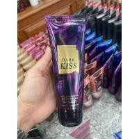 ราคา Bath & Body Works Dark Kiss Ultra Shea Body Cream 226 g. ของแท้ (11454591471)