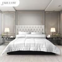 ราคา ชุดผ้าปูที่นอน 6ฟุต 6 ชิ้น FRILLOW สี ขาวนวล 720TC Cotton Silk (888127600252)