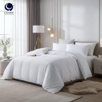 ราคา ชุดเครื่องนอน 3.5 ฟุต 4 ชิ้น CHARM ผ้าซาตินลายริ้ว สีขาว (888127600066)