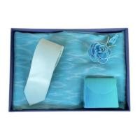 ราคา เซ็ตของขวัญผ้าไหมแท้ CHOBMAI SILK ผ้าไหมปักธงไชย ธีมสีฟ้า เซ็ต 4 ชิ้น (ผ้าคลุมไหล่ กระเป๋าสตางค์ เนกไท และเข็มกลัด) (888223700010)