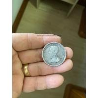 ราคา เหรียญเงินบาทหนึ่ง ร.5 หลังตราแผ่นดินไม่มี ร.ศ.เป็นบล็อกตลก(บล็อกเขยื้อน)หายาก เดิมๆสวยคมชัดมากๆ (1798)