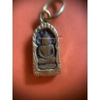 ราคา พระปรกใบมะขามเนื้อทองแดงเก่าเลี่ยมทองคำพร้อมใชั (161)