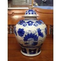 ราคา โอ่ง(โถ)กระเบื้องโบราณพร้อมฝา ปังเคย สีขาวฟ้า ลายเป็ดกอบัวใบใหญ่สมบูรณ์มากๆ ขนาด สผ.35X37ซม (929)