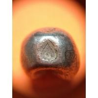 ราคา พดด้วงเม็ด 1 บาทในรัชกาลที่1 พ.ศ. 2325- 2352 ( ตราบัวผัน หรือ บัวอุณาโลม) เม็ดที่ 2 สวยชัดมากๆ มีลงจาร น่าเป็นเจ้าของ (318)