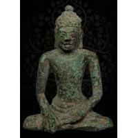 ราคา เทวรูปนั่งสมัยทวารวดีสูง 3.5 นิ้ว(9 ซ.ม.) อายุราวพุทธที่12-13 และจัดได้ว่าเป็นพระพุทธรูปของไทยในยุค
