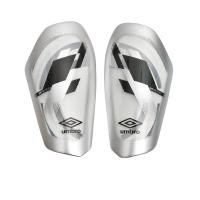 ราคา UMBRO Pro NC สนับแข้งผู้ชาย