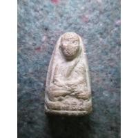 ราคา หลวงปู่ทวด เนื้อชมพู วัดปราสาท พิมพ์กลาง ปี 06 (50002)