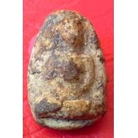 ราคา พระผงวัดพลับพิมพ์ตุ๊กตาเล็กเนื้อจัดมีคราบกรุแน่นหนาดูง่าย (71535)