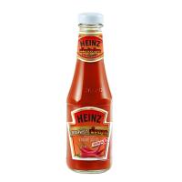 ไฮนซ์ ซอสพริกเผ็ดมากเสริมวิตามินเอ 300กรัม (Heinz Fortified With Vitamin A Hot Chilli Sauce 300g)