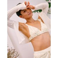 ราคา เสื้อชั้นในดีเทลพิมพ์ลายดอกเดซี่เป็นมิตรต่อสิ่งแวดล้อม - สีครีม Sabina (74909)