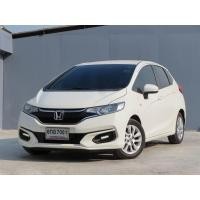 ราคา 2017 Honda JAZZ 1.5 V i-VTEC รถเก๋ง 5ประตู (มือสอง) (360594434)