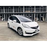 ราคา HONDA JAZZ 1.5SV i-VTEC (AS) รุ่น Top สุดของปี2012 สีขาวเรียบหรู ออฟชั่นเพียบ พร้อมแต่งสวยรอบคัน (มือสอง) (360643797)