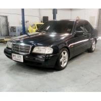 ราคา BENZ C180 ปี97 สีเขียว อนน้ำเงิน รุ่น TOP เบาะไฟฟ้าคู่หน้า (มือสอง) (360872029)