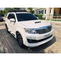 ราคา TOYOTA FORTUNER รุ่น50ปี สีขาว รถบ้าน รับส่งนักเรียนเท่านั้น (มือสอง) (360896898)