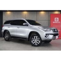 ราคา 2017 Toyota Fortuner 2.8 V SUV 4WD AT (P7127) (มือสอง) (360918972)