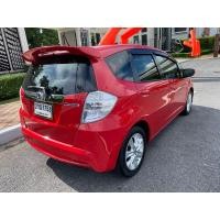 รถยนต์มือสอง Honda Jazz Hybrid เช็คราคาล่าสุด ราคาถูก