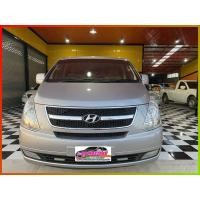 ราคา Hyundai H1 ปี2011. เกียร์ธรรมดา เครื่อง 2.5 รถมือเดียว ป้ายเเดง เเม็ก 17 พร้อมยางใหม่ (มือสอง) (360726733)