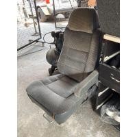 ราคา เบาะรถตู้คอมพิวเตอร์ (มือสอง) (360116496)