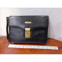 ราคา Pierre cardin cluth ครับ (มือสอง) (360979610)