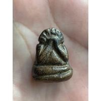 ราคา ปิดตาหลวงพ่อแก้ววัดปากทะเลเนื้อผงคลุกรัก (มือสอง) (358578223)