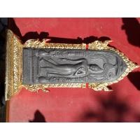 ราคา พระบูชากำแพงศอก วัดพระรูป จ.สุพรรณบุรี พร้อมซุ้มปิดทอง (มือสอง) (360129306)