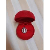 ราคา พระเจ้าแม่กวนอิม เงินแท้แขวนใส่กับสร้อยคอ (มือสอง) (360938191)