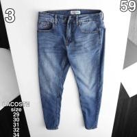ราคา Sale กางเกงยีนส์ Lacoste Slim Fit (มือหนึ่ง) (360944446)