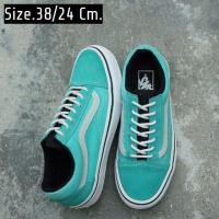 ราคา Vans Old Skool ของแท้พื้นเต็ม (มือสอง) (360939559)