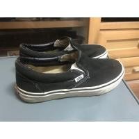 ราคา รองเท้าสลิปออน Vans มือสอง ไซส์38 (มือสอง) (360946016)