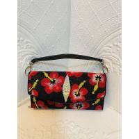 ราคา กระเป๋าหนังปลากระเบนStingray skin (เป็นราชินีแห่งหนัง)เป็นกระเป๋าสตางค์ หิ้วได้ มีสายคอสบอดี้ให้ด้วย สวยมาก (มือสอง) (360944574)