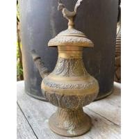 ราคา กาน้ำทองเหลืองเก่าโบราณแปลกตา (มือสอง) (360937386)