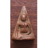 ราคา พระนางพญา พิมพ์เข่าตรง จ. พิษณุโลก (มือสอง) (359166230)