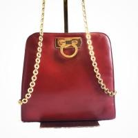 ราคา Salvatore Ferragamo Gancini Chain Bag (มือสอง) (360935390)