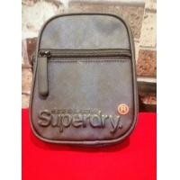 ราคา กระเป๋าสะพายข้าง​ SPORT POUCH-F Superdry (มือหนึ่ง) (360758542)
