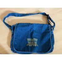 ราคา กระเป๋าฟิตเนส Wrangler แท้ (มือสอง) (360929342)