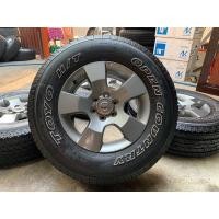 ราคา แม็ก NISSAN NAVARA 16” รมดำแท้โรงงาน สีเดิมๆ ยาง TOYO 245-70R16 ปี 17 ดอกยางสวยพร้อมใช้งาน (มือสอง) (360932175)