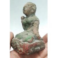 ราคา 0959-นางกวักหลวงพ่อเต๋ คงทองเนื้อดินลงสีเก่า ขนาดฐาน 6.5 x 6 ซม. สูงรวมประมาณ 10 ซม. หลังสามง่าม (มือสอง) (352523291)