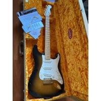 ราคา Fender Stratocaster 50th Anniversary (มือสอง) (356657114)