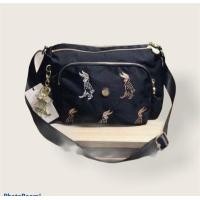 ราคา กระเป๋าสะพาย มีช่องเยอะ ของแท้ Kipling Reth Helen Lee Bunny คอลเลกชั่นฤดูหนาวใหม่ล่าสุดของ Kipling (มือหนึ่ง) (360881528)