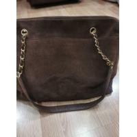ราคา Chanel vintage xl shopping tote brown suede. (มือสอง) (360878059)