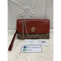 ราคา Coach Chain Crossbody (88262) (มือหนึ่ง) (360886419)