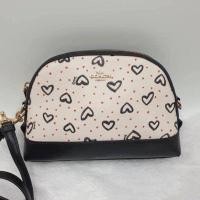 ราคา กระเป๋า Coach 91152 Dome Crossbody With Crayon Hearts Print (มือหนึ่ง) (360886225)