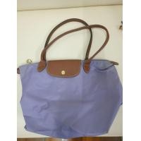 ราคา Longchamp สีม่วง มือสอง ตามสภาพ (มือสอง) (360898000)