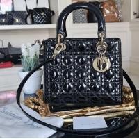 ราคา Used Lady dior patent ทำสีมาสีดีไม่มีหลุด พร้อมสายแทน ปี2009 (มือสอง) (360916017)