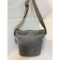 ราคา Coach vintage sanoma nubuck leather ทรงถัง made in Italy สภาพใหม่ (มือสอง) (360857083)