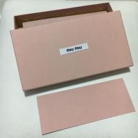 ราคา กล่อง miu miu (มือสอง) (360900032)
